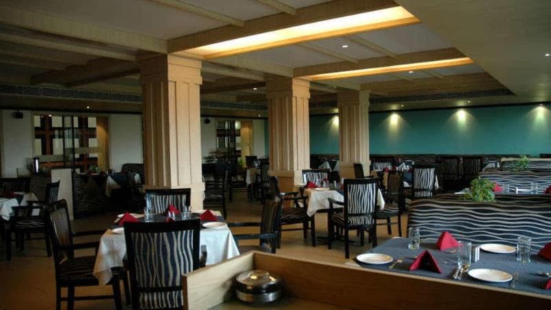 Vishwaratna Hotel photo 1