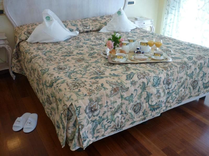 Suite Hotel Nettuno 5