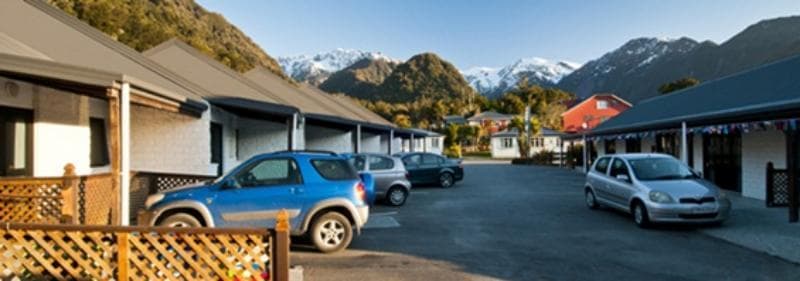 Alpine Glacier Motel 3