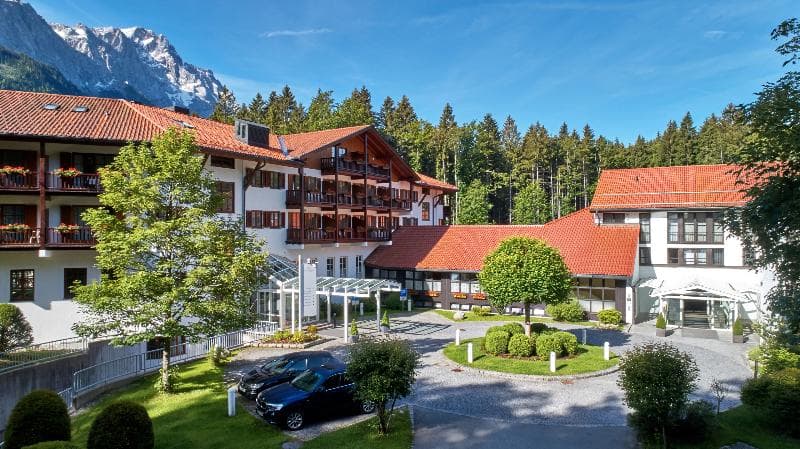 Hotel Am Badersee 3