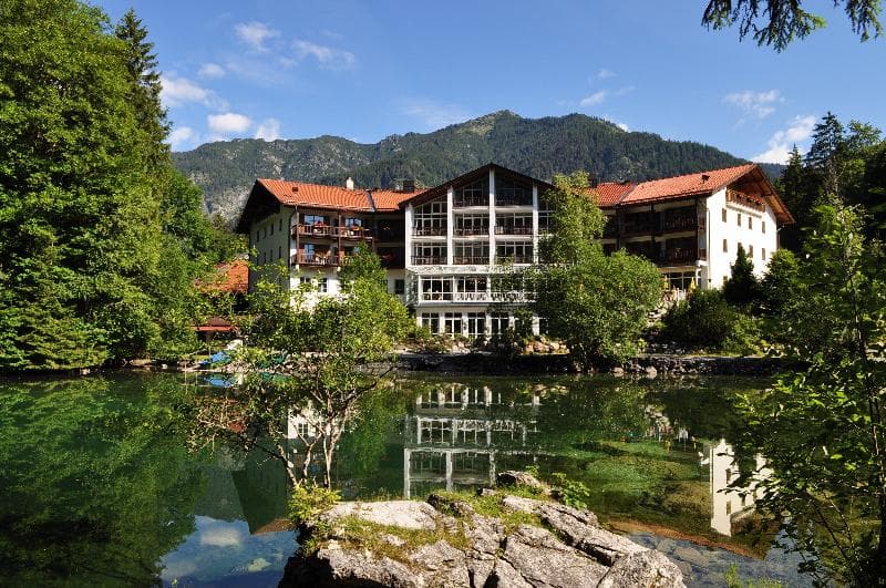 Hotel Am Badersee 4