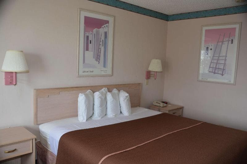 Rodeway Inn Gallup photo 1