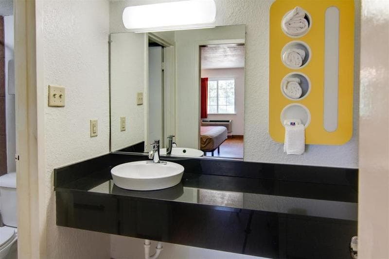 Motel 6-Mount Pleasant, Tx 4