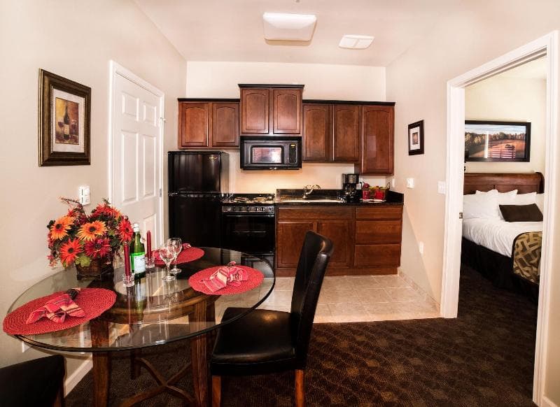 Stratford Suites 5