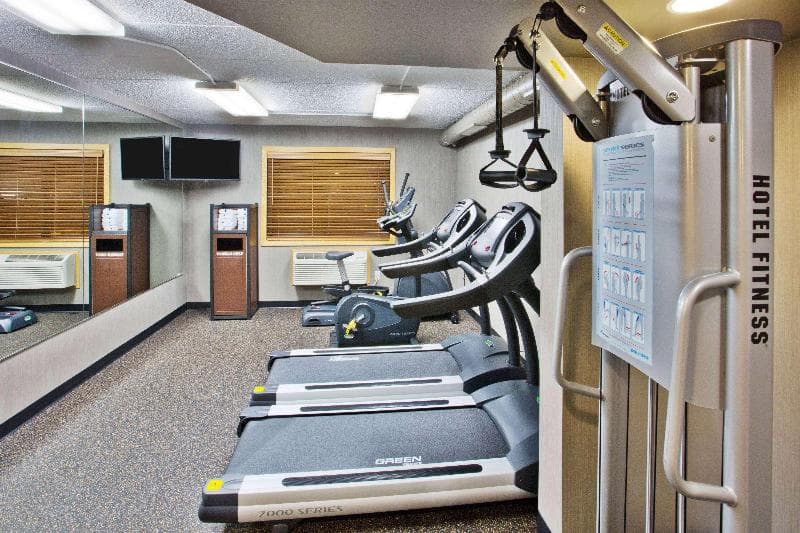 AmericInn by Wyndham Grand Forks 3