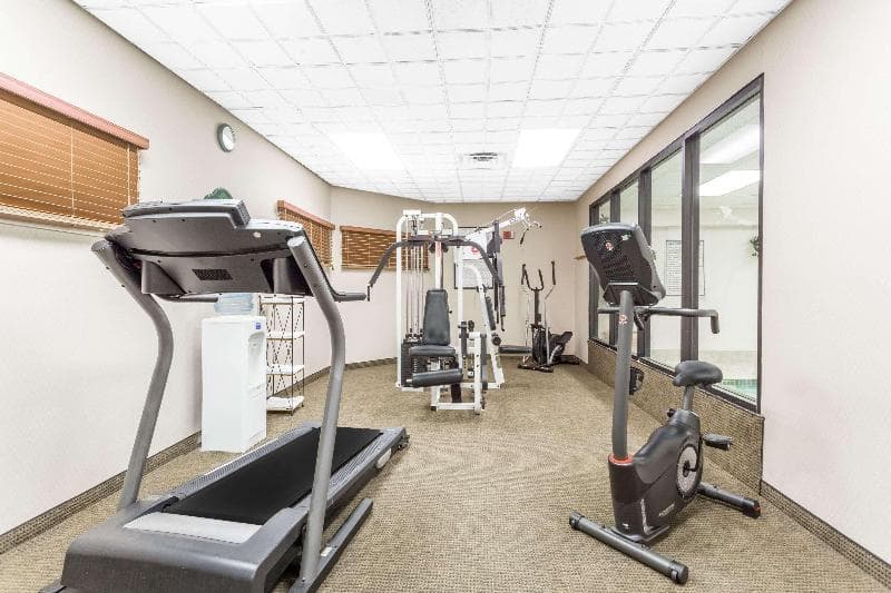 Comfort Inn & Suites photo 1