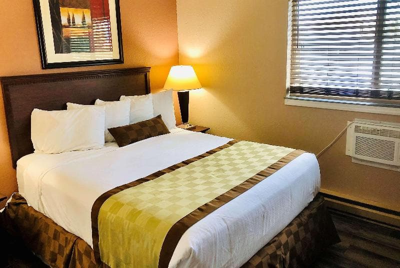 Ramada by Wyndham Spokane Valley 5