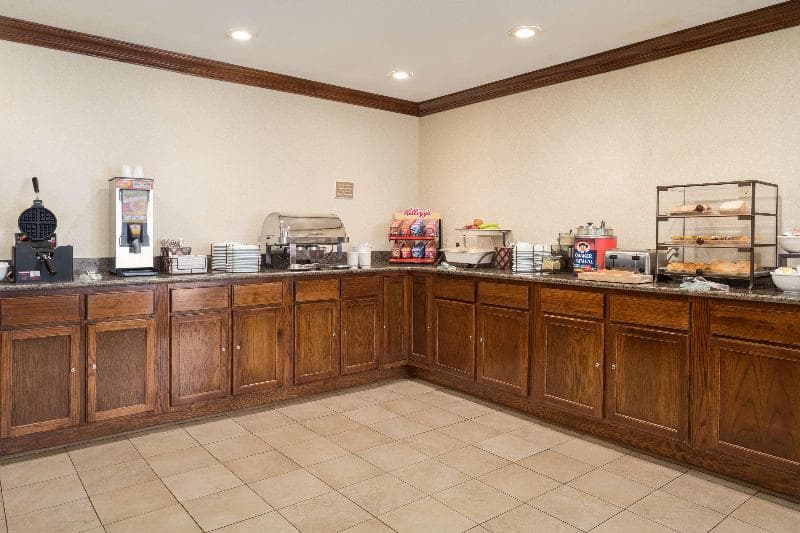 Country Inn & Suites By Radisson, Greenfield, In 3