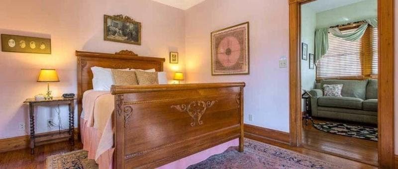 Sweetwater Branch Inn Bed And Breakfast 4