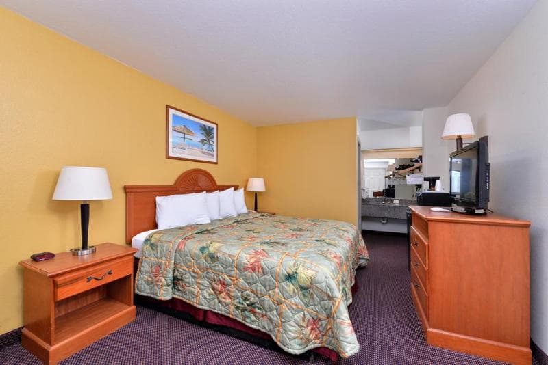 Beachcomber Inn 3