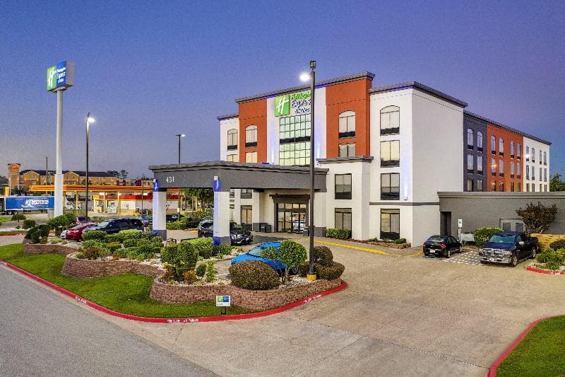Wingate By Wyndham - Longview photo 1