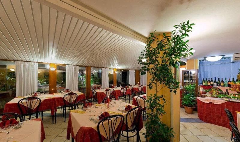Real Park Hotel 3