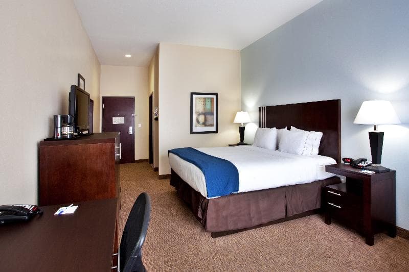Holiday Inn Express Eunice 5