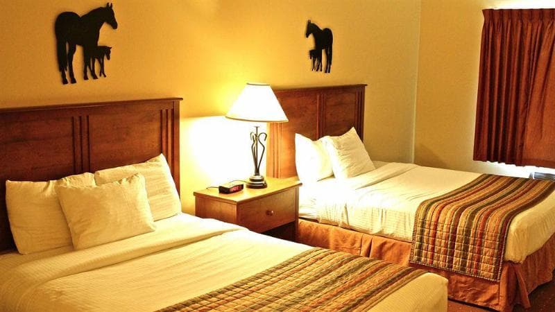 Arbuckle Lodge Gillette main