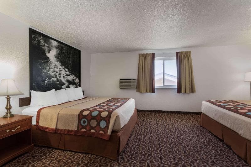 Super 8 By Wyndham Gillette photo 1
