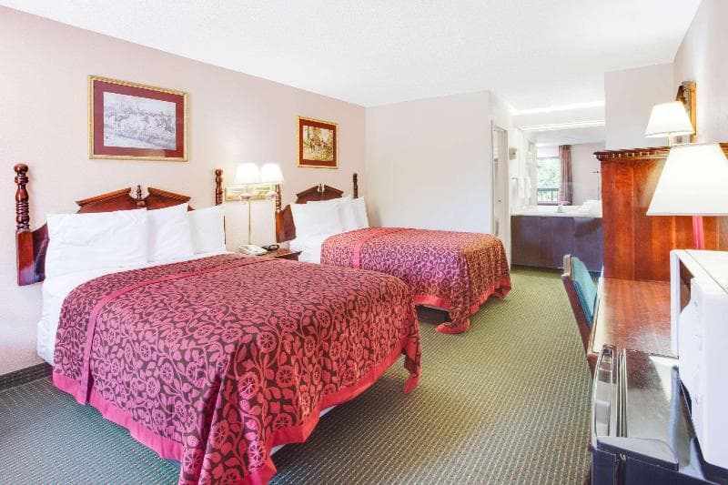 Days Inn By Wyndham Greenville 2