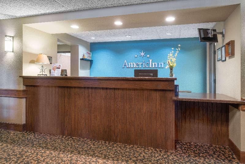 AmericInn by Wyndham Green Bay East 4