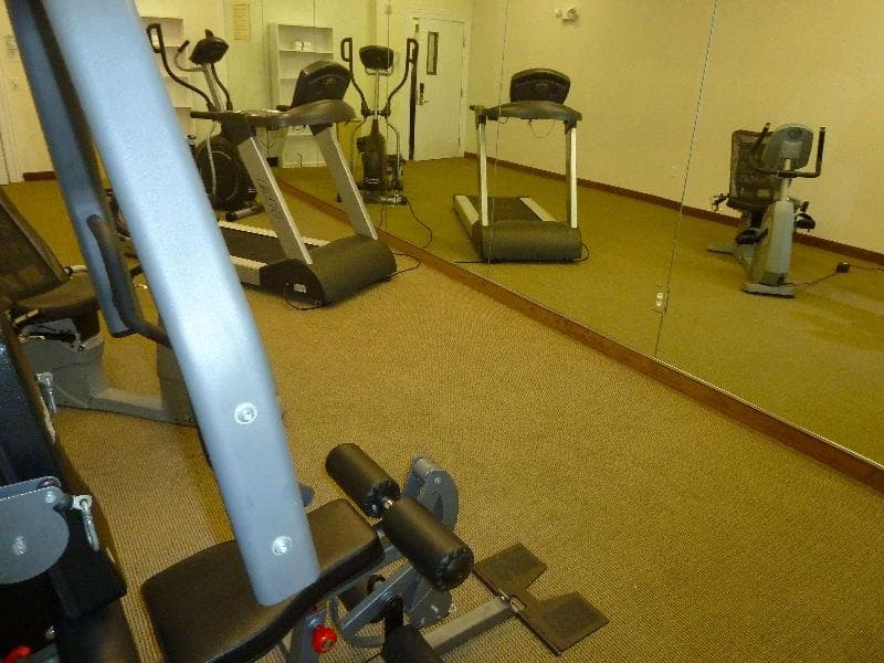 Americas Best Value Inn & Suites Gun Barrel City 2
