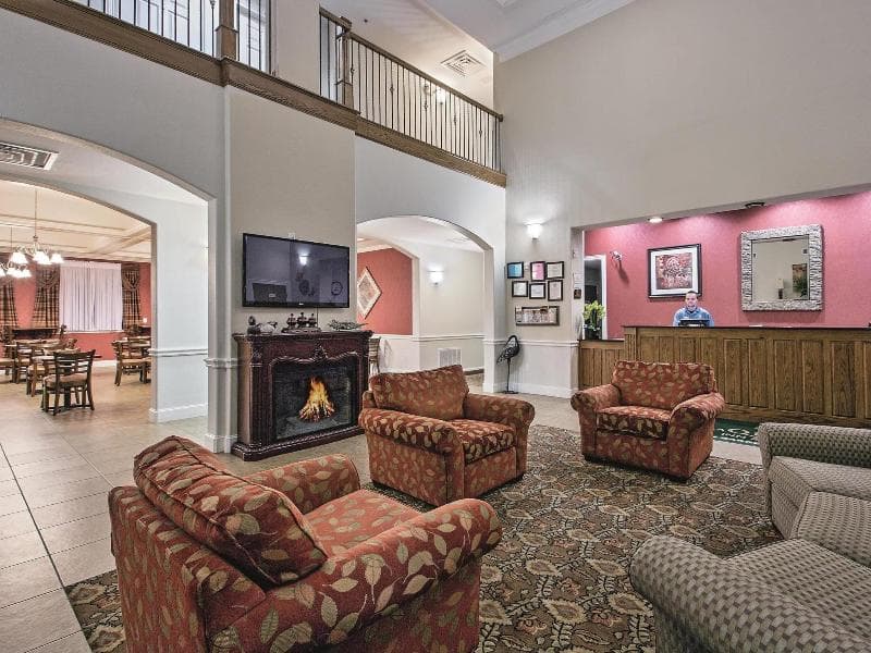 Americas Best Value Inn & Suites Gun Barrel City 4