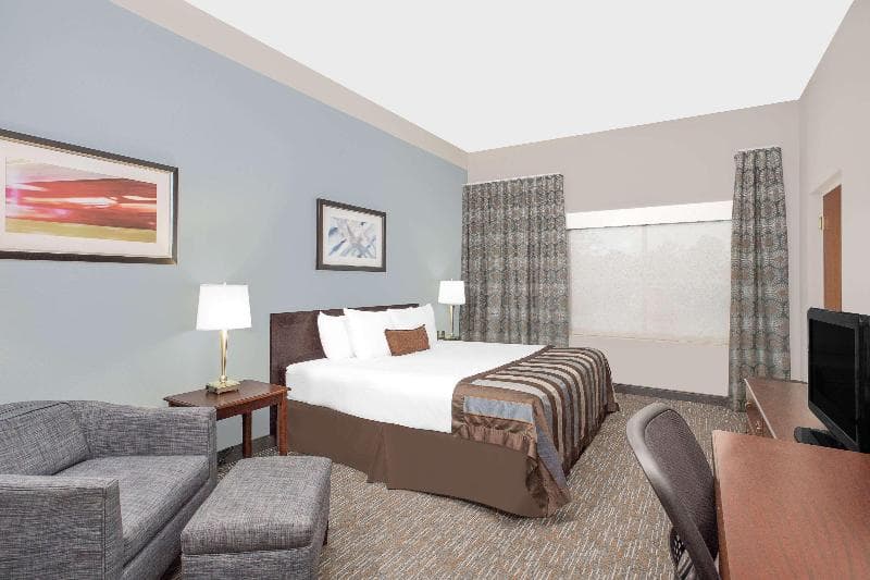 Wingate by Wyndham Green Bay/Airport 2