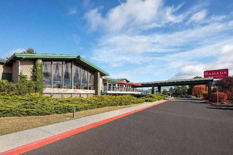 Ramada by Wyndham Spokane Airport 3