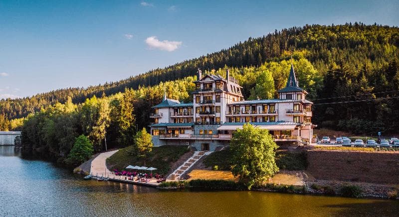 Retro Riverside Wellness Resort - Adults only 5
