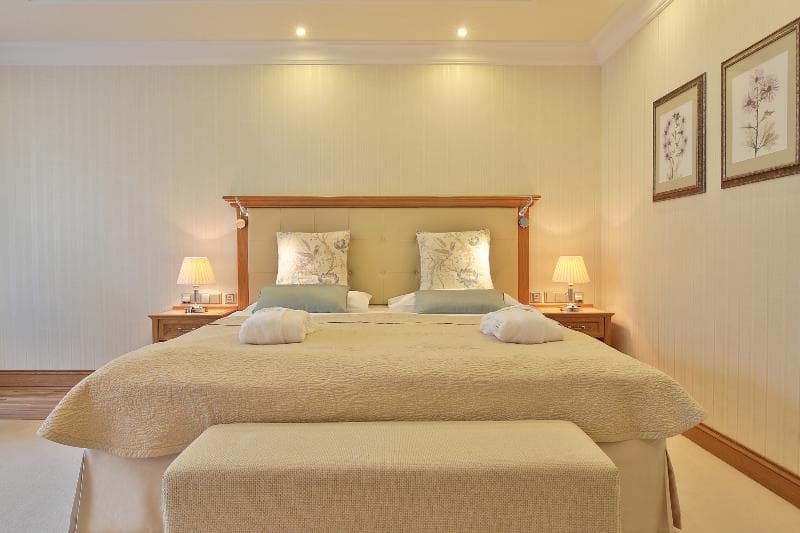 Retro Riverside Wellness Resort - Adults only 3
