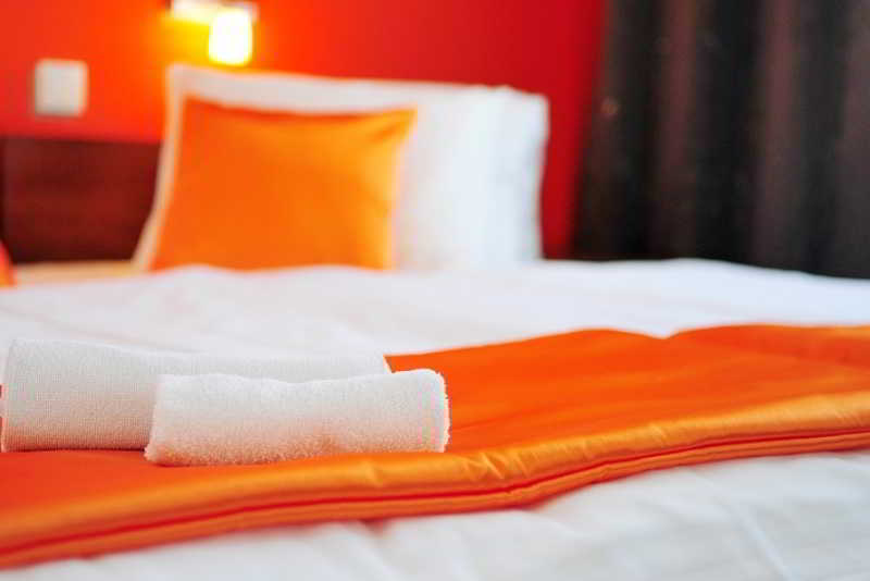Hotel Color 5