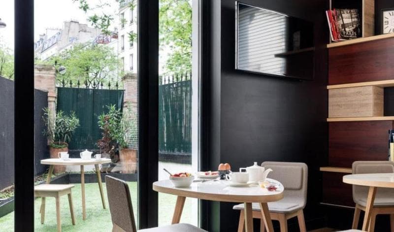 Max Hotel 4