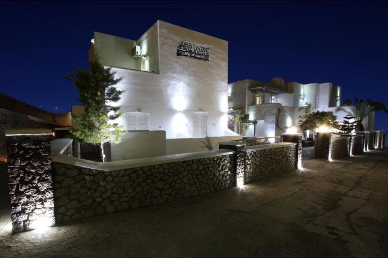 Gianna Suites main