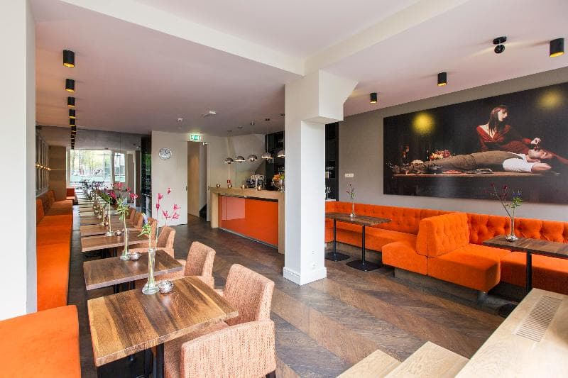 The Amsterdam Canal Hotel 2