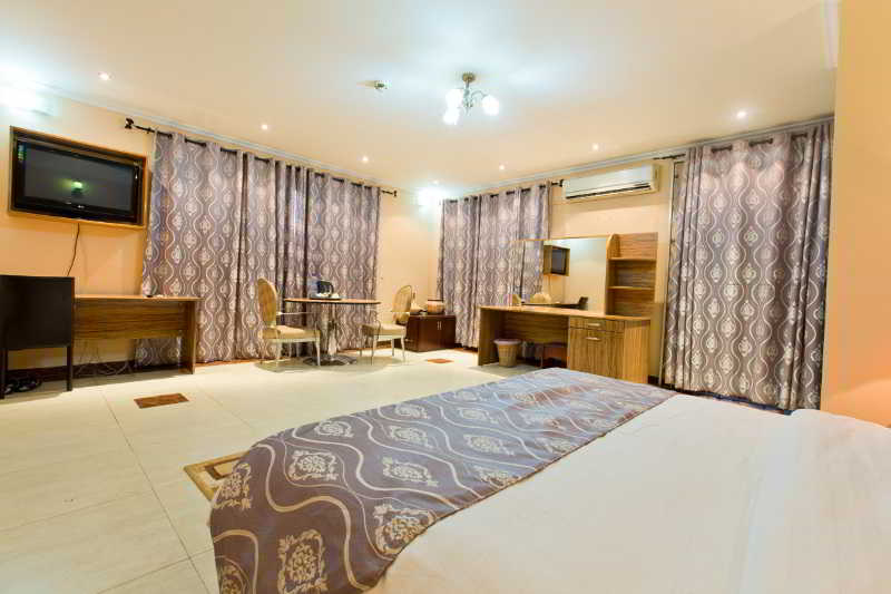 Midindi Hotel 5
