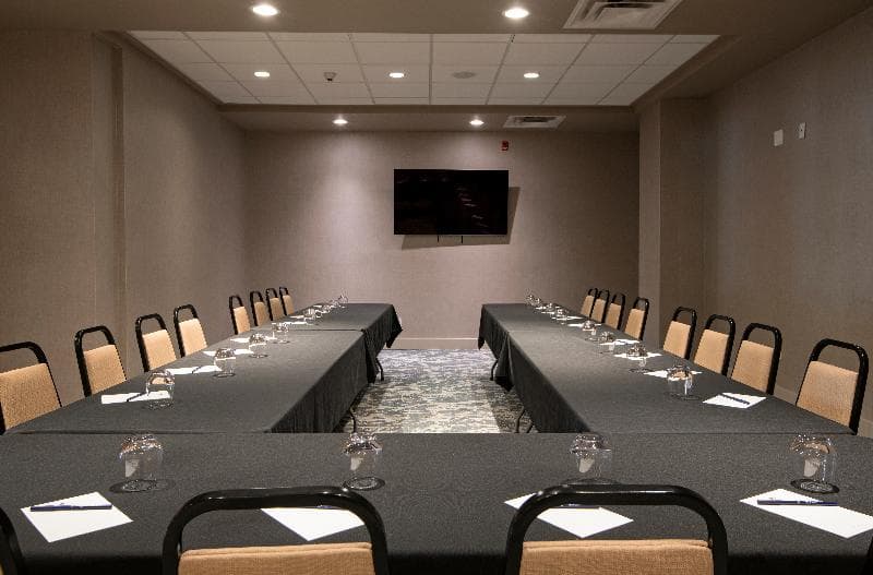 DoubleTree by Hilton Hotel Kamloops 5