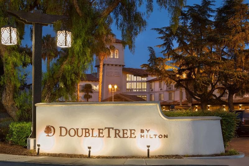 DoubleTree by Hilton Campbell - Pruneyard Plaza 4