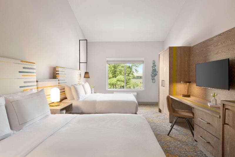 DoubleTree by Hilton Campbell - Pruneyard Plaza 5