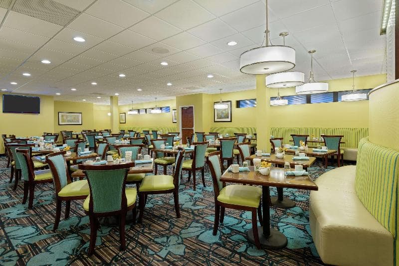 DoubleTree by Hilton Richmond - Midlothian 4