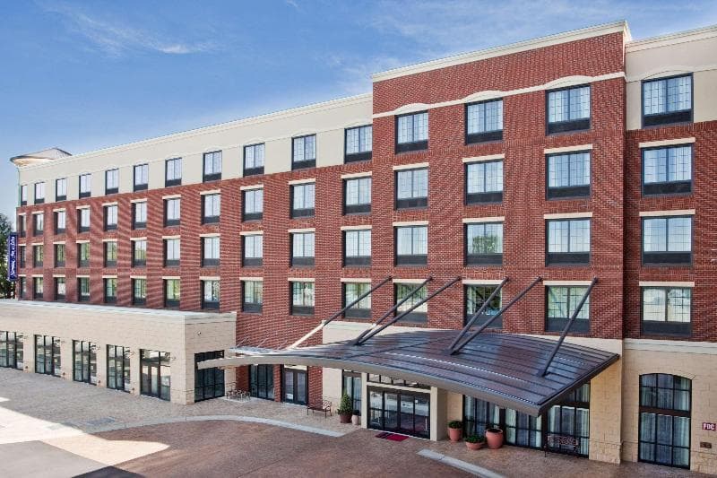 Hampton Inn and Suites Chapel Hill-Carrboro/Downtown 4