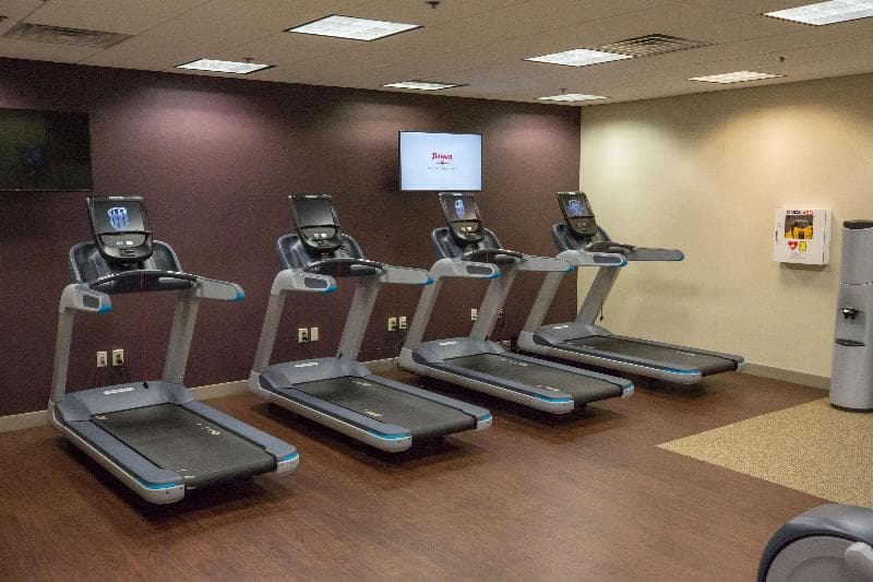 DoubleTree by Hilton Leominster 3