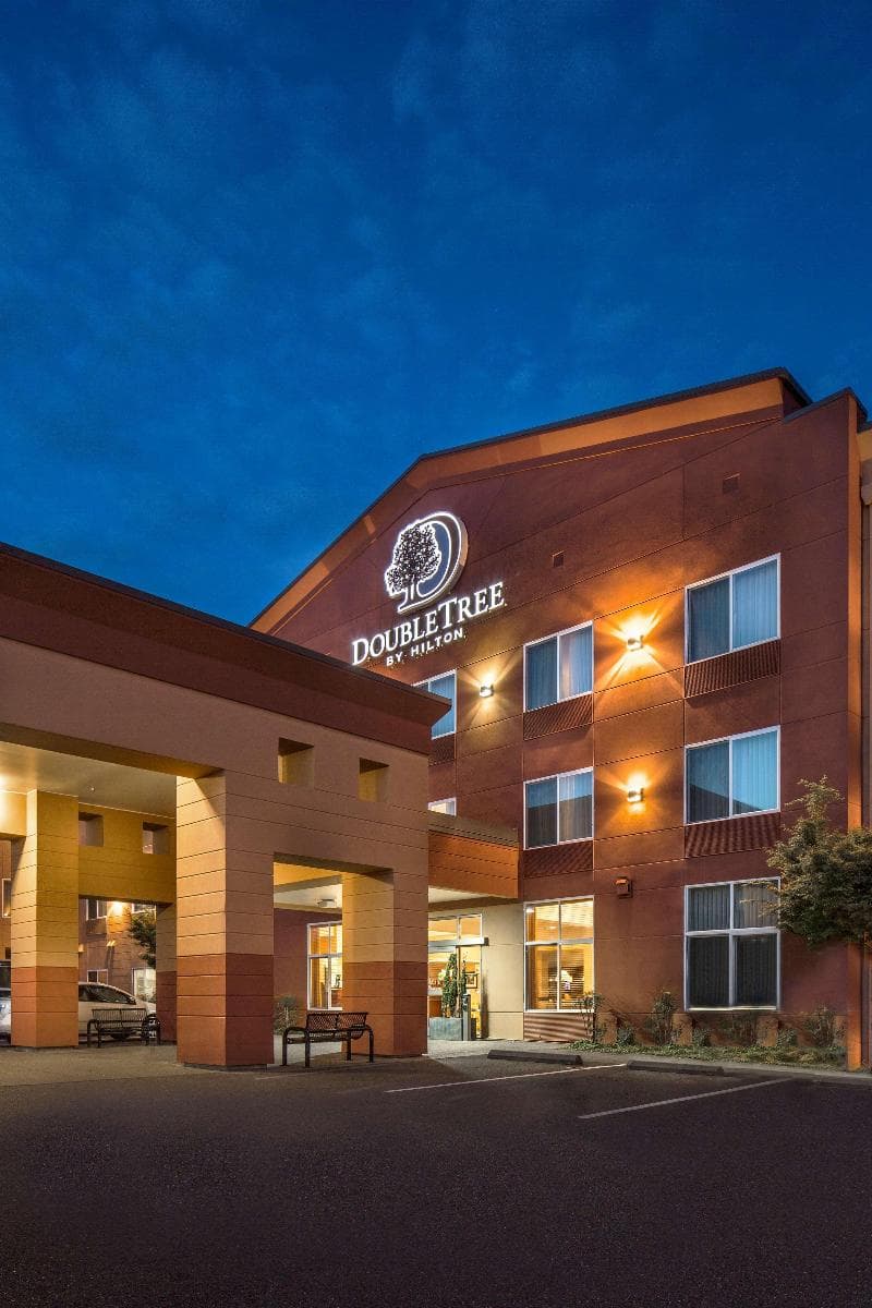 DoubleTree by Hilton Olympia photo 1