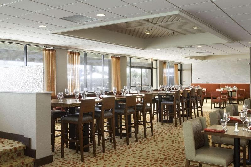 DoubleTree by Hilton Hotel Atlantic Beach Oceanfront 4