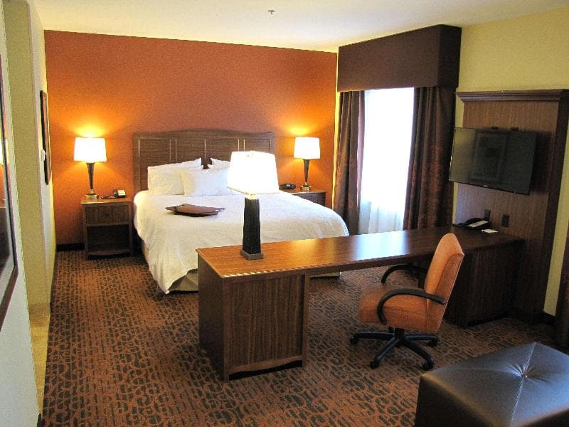 Hampton Inn & Suites Jamestown 4