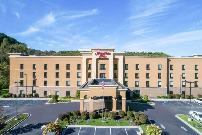 Hampton Inn University Area, Huntington, WV 4
