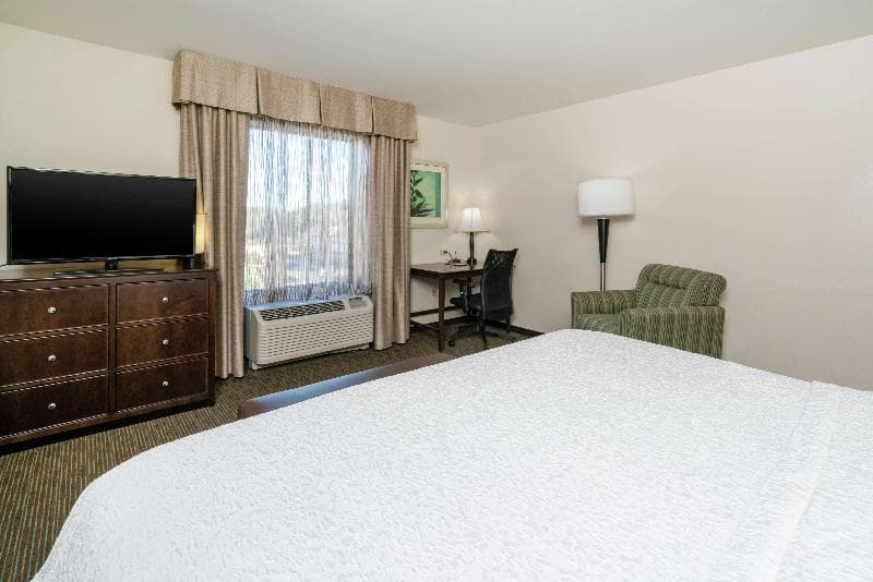 Hampton Inn University Area, Huntington, WV photo 1