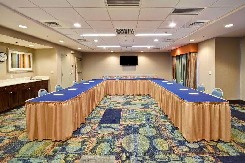 Hampton Inn & Suites Schererville photo 1