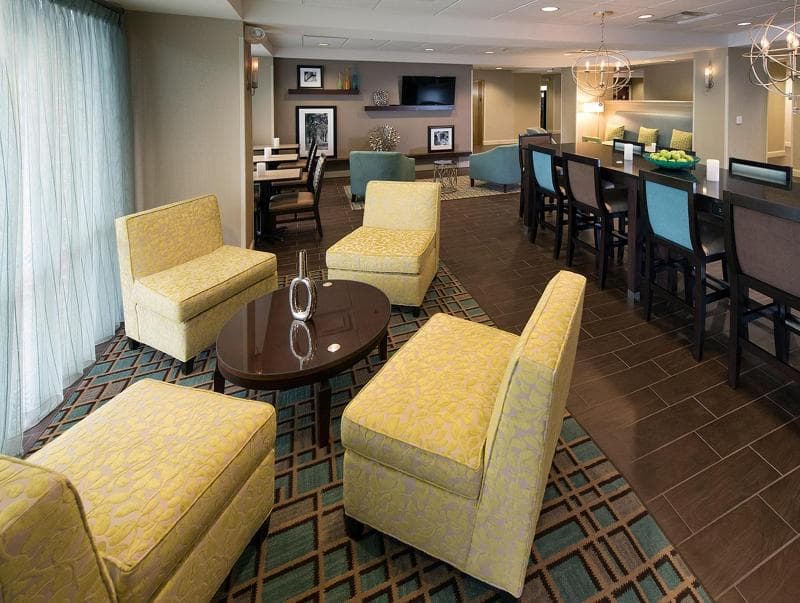 Hampton Inn Fayetteville 4