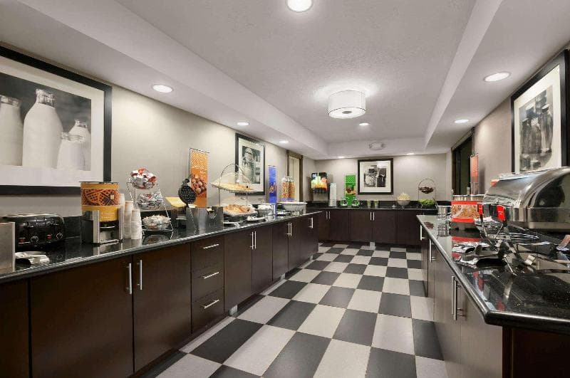 Hampton Inn Cadillac, Mi 3