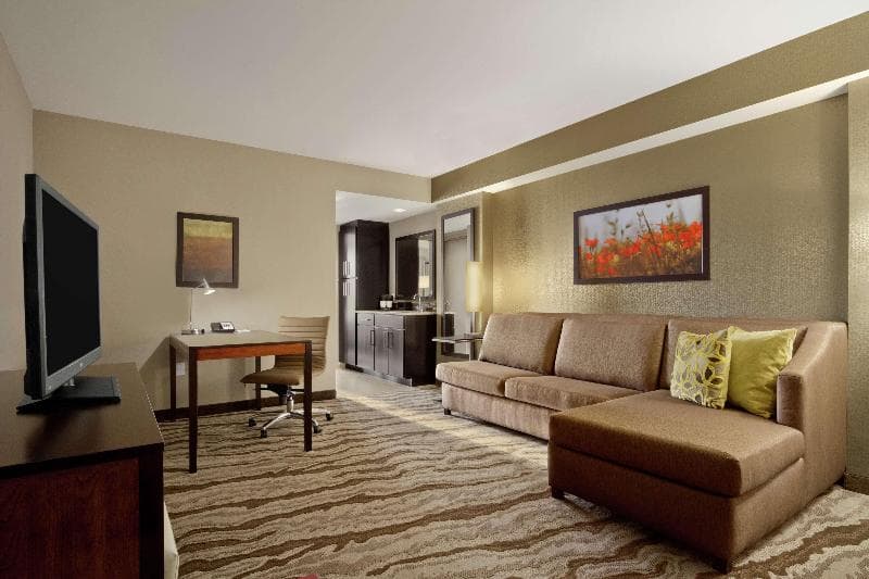 Embassy Suites Chattanooga / Hamilton Place 5
