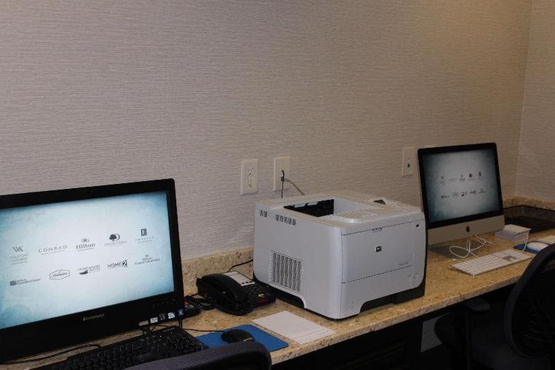 Hampton Inn Cotulla photo 1