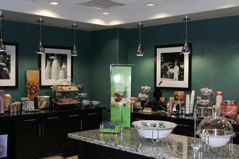 Hampton Inn Cotulla 3