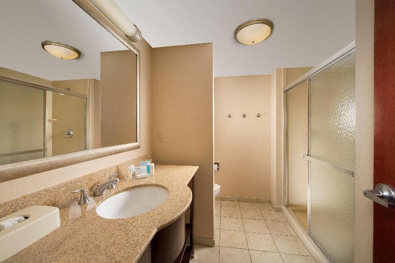 Hampton Inn Seneca Falls 4